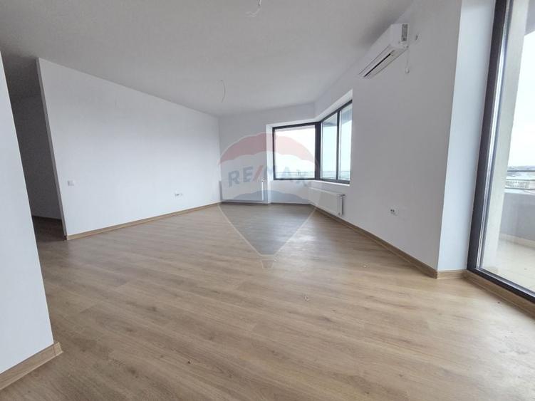 Apartament cu 3 camere decomandat, mobilat în Obor