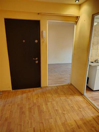 Apartament cu 2 camere decomandat în Dorobanți