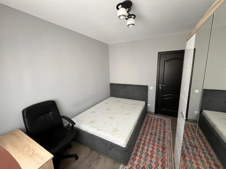 Apartament cu 3 camere decomandat în Gorjului