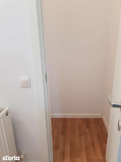 Apartament cu 2 camere, mobilat în Titan