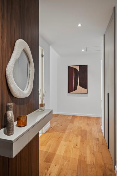 Penthouse cu 4 camere semidecomandat în Cotroceni