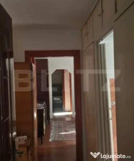 Apartament cu 2 camere semidecomandat în Micro 16
