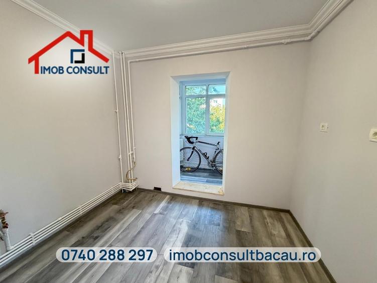Apartament cu 2 camere decomandat în Banca Națională