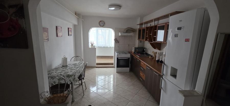 Apartament cu 2 camere decomandat în Faleza Nord