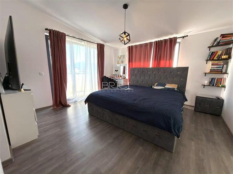 Duplex cu 3 camere cu Garaj în Tărlungeni
