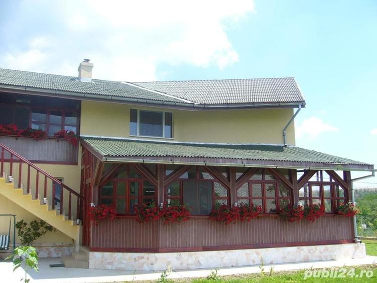 Casă cu 4 camere în Chiuzbaia