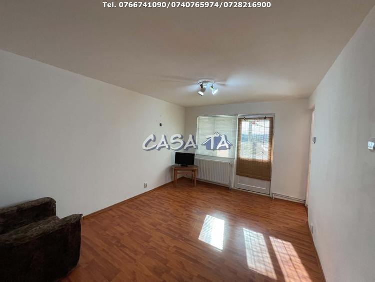 Garsoniera Confort 1, Etaj 4,  Strada Revolutiei - 6