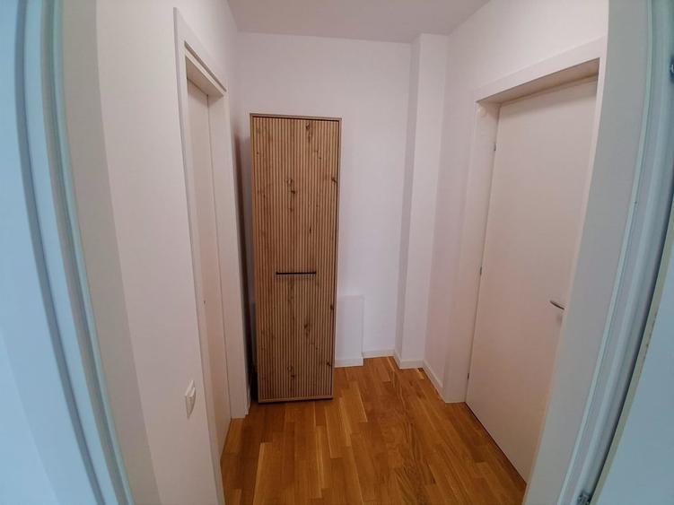 Apartament cu 2 camere decomandat în Străulești