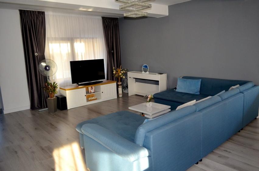 Casă cu 4 camere în Mocira