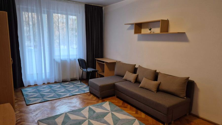 Apartament cu 2 camere decomandat în Tudor