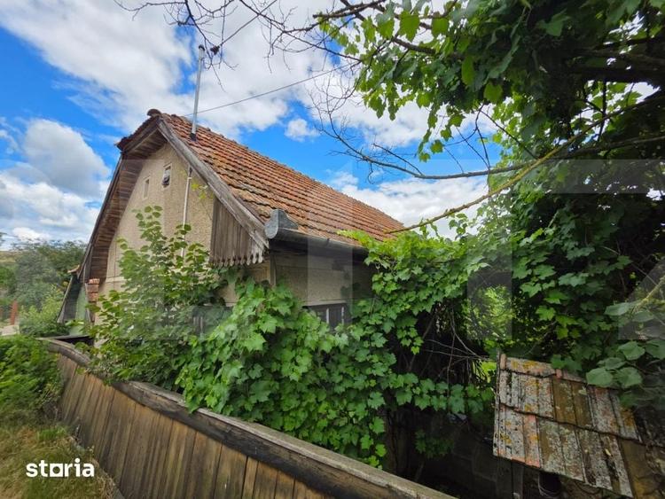 Casă cu 2 camere cu Teren 364 Mp în Angheluș