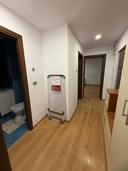 Apartament cu 2 camere decomandat în Nicolina