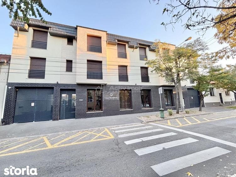 Apartament cu 2 camere decomandat, mobilat în Orașul Nou