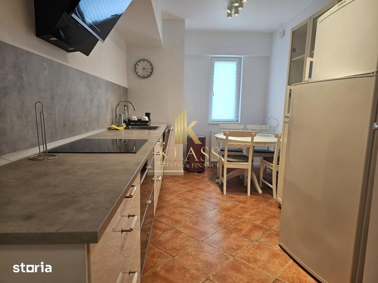 Apartament cu 3 camere în Centrul Civic