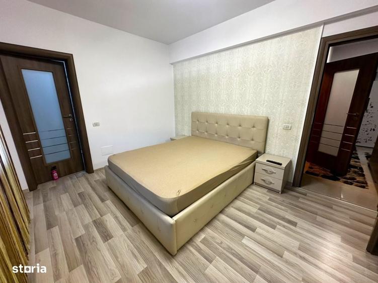 Apartament cu 3 camere decomandat în Dobroești