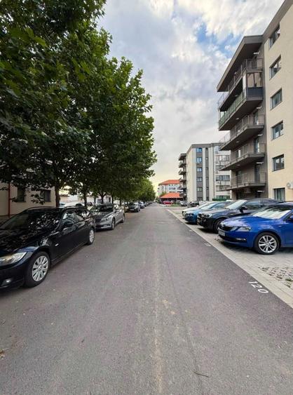 Apartament cu 2 camere decomandat în Dobroești