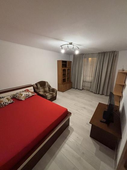 Garsonieră decomandată în Drumul Taberei