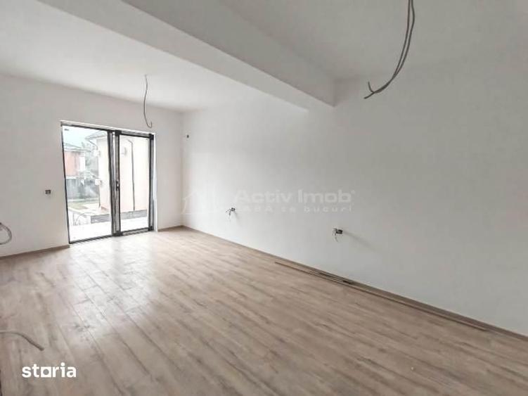 Casă cu 4 camere cu Teren 370 Mp în Central