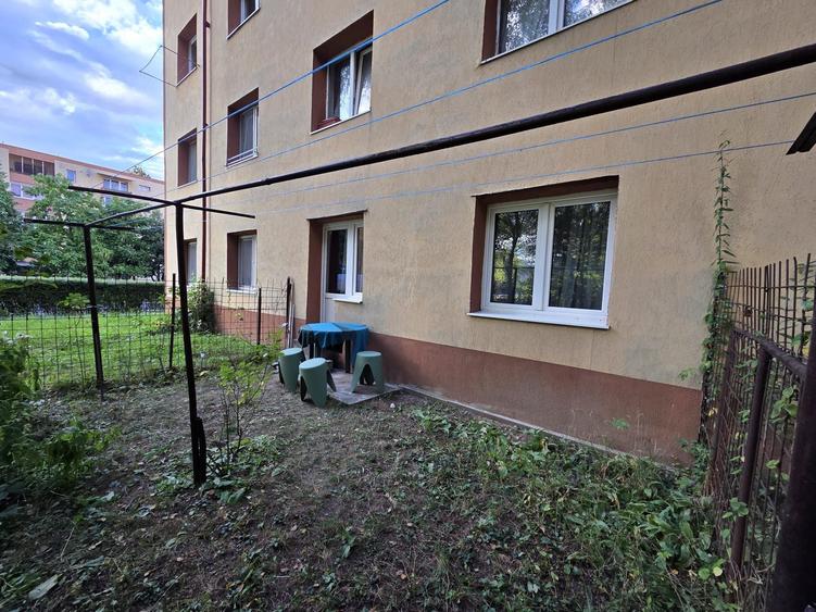 Apartament cu 2 camere semidecomandat în Astra
