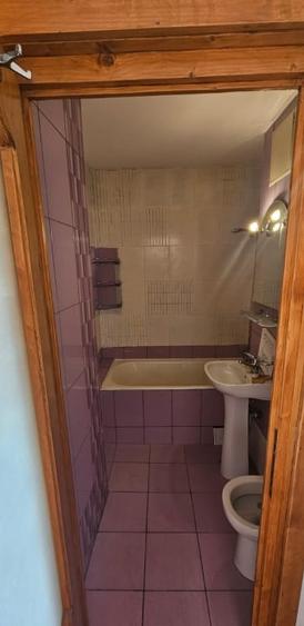 Apartament cu 3 camere semidecomandat, mobilat în Grigorescu