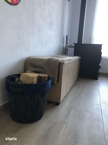 Casă cu 4 camere cu Teren 110 Mp în Valea Lungă