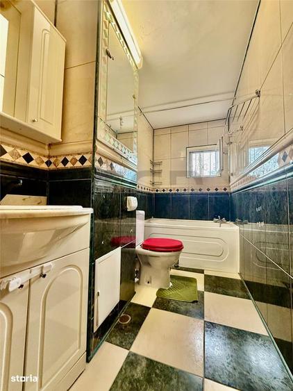 Apartament cu 2 camere decomandat în Văcăresti