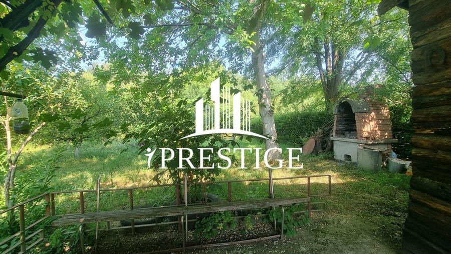 Teren agricol extravilan de 1154 mp, în Rășinari