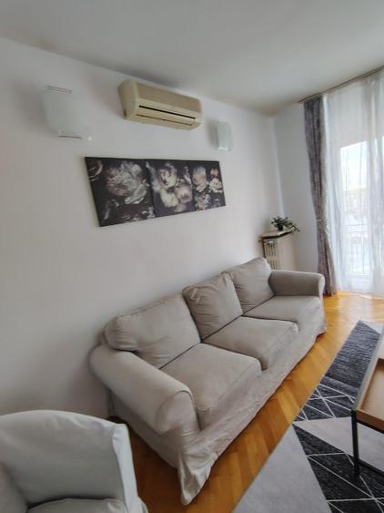 Apartament cu 3 camere decomandat în Unirii