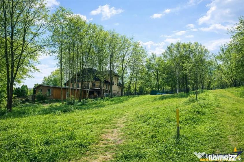 Teren de 2957 mp, în Zărnești