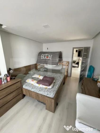 Apartament cu 3 camere semidecomandat în Someșeni