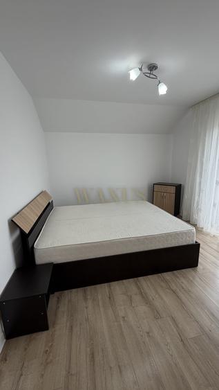 Casă individuală cu 4 camere cu Canalizare în Sud-Est