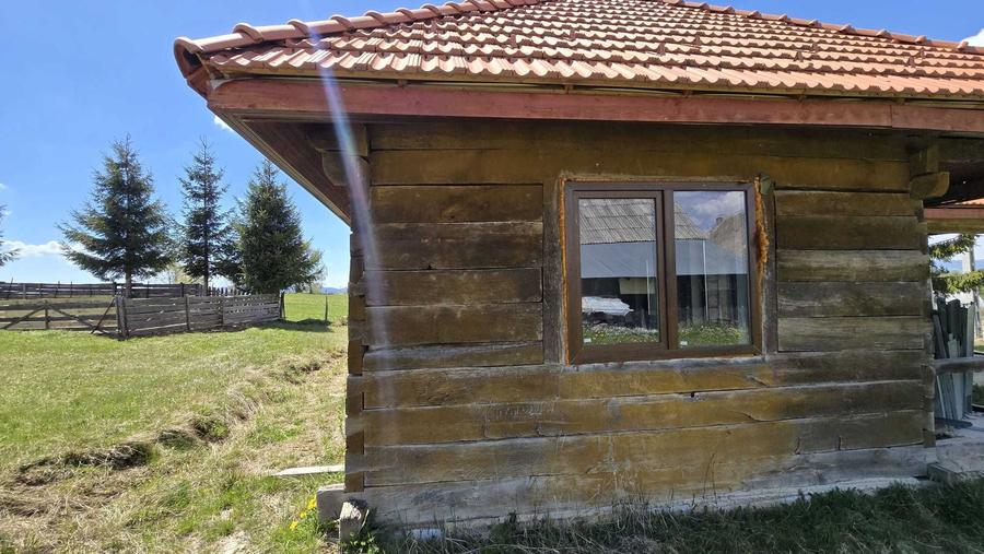 Casă cu 3 camere în Râșca