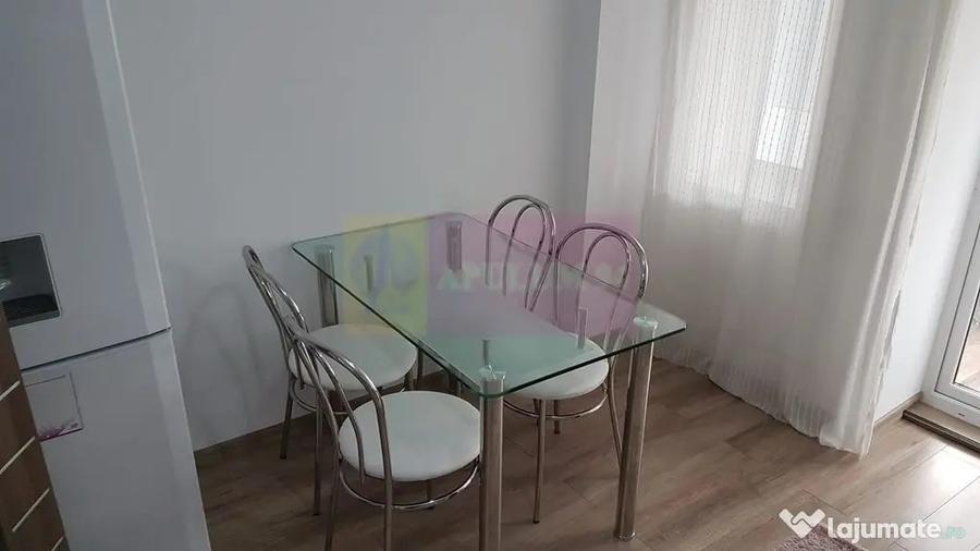 Apartament cu 2 camere decomandat în Decebal