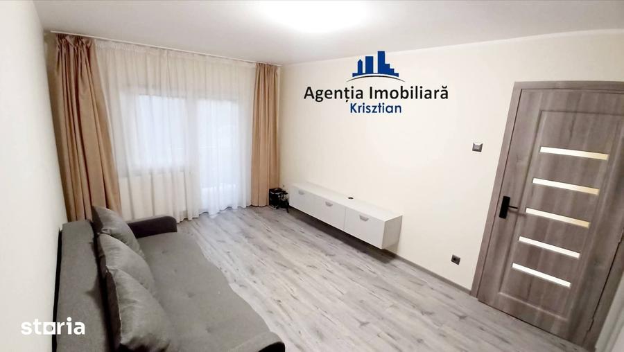 Apartament cu 3 camere decomandat în Micro 17