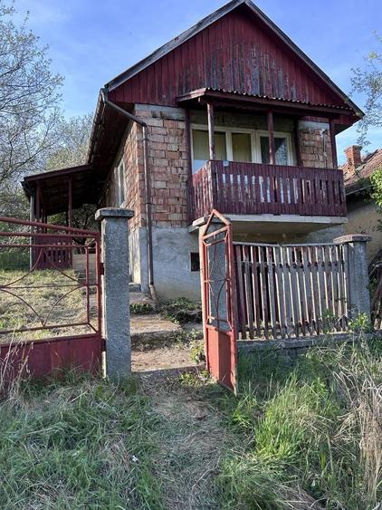 Casă cu 2 camere în Deleni