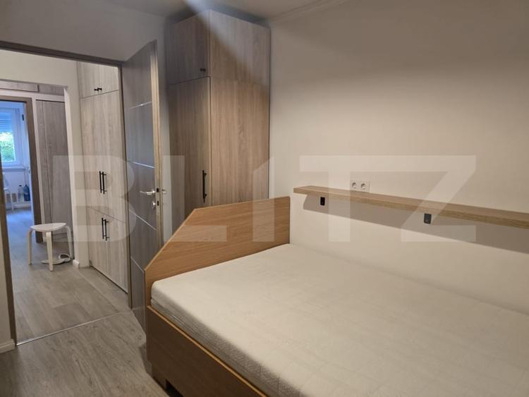 Apartament cu 3 camere decomandat, mobilat în Micro 16