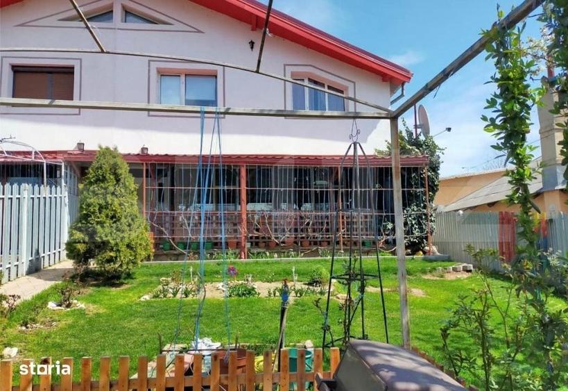 Casă cu 4 camere cu Teren 500 Mp în Liești