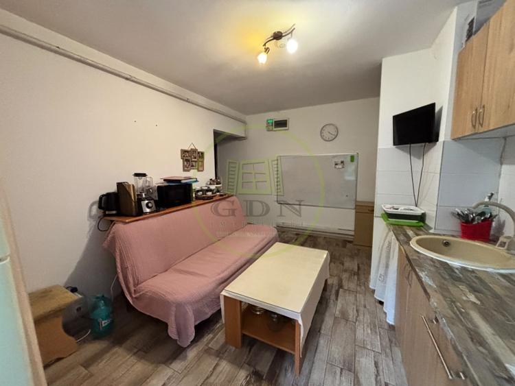 Apartament cu 2 camere semidecomandat, mobilat în Brazda lui Novac