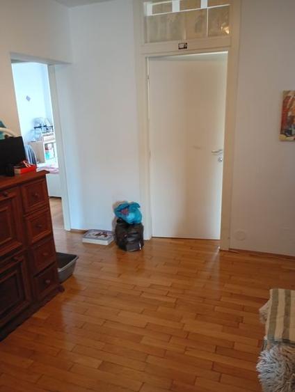 Apartament cu 4 camere decomandat, mobilat în Beller