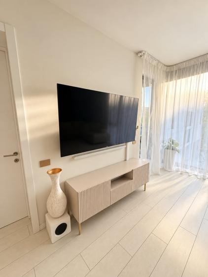 Apartament cu 2 camere semidecomandat, mobilat în Herăstrău