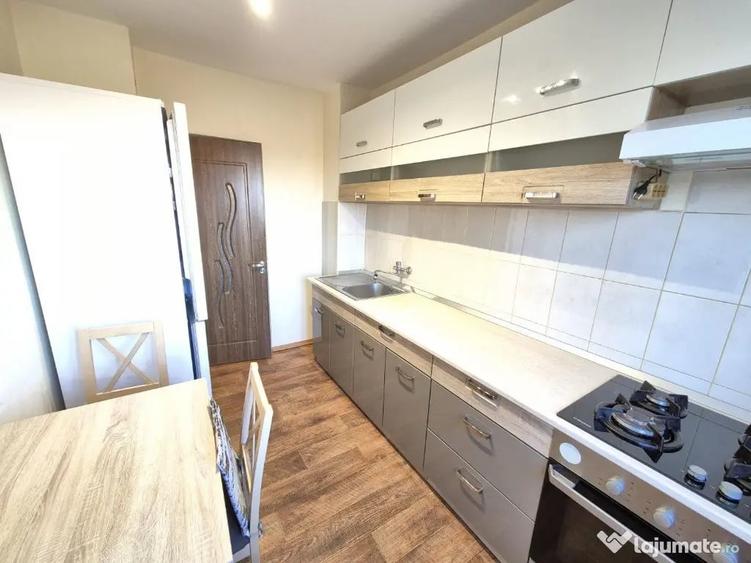 Apartament cu 2 camere decomandat în Centrul Civic