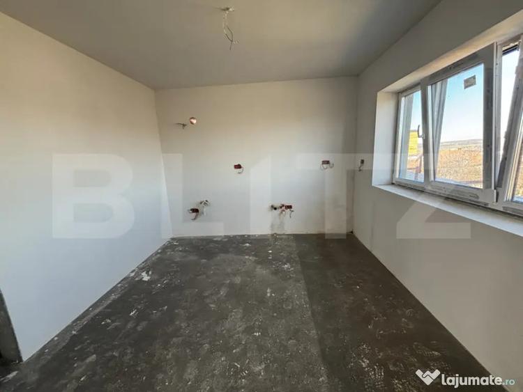 Casă cu 3 camere cu Teren 700 Mp în Central