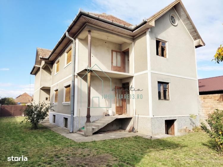 Casă cu 4 camere în Central