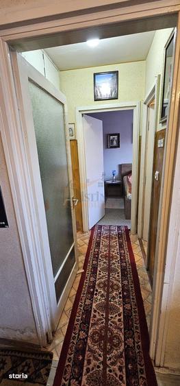 Vanzare 2 camere, 46 mp, Tractorul, zona 13 Decembrie - O. Goga - 1
