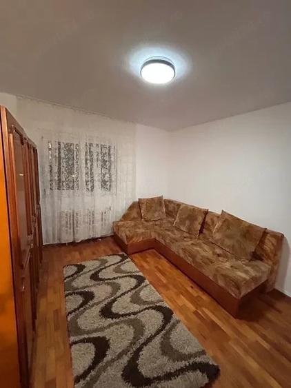 Apartament cu 3 camere decomandat în Mărăști