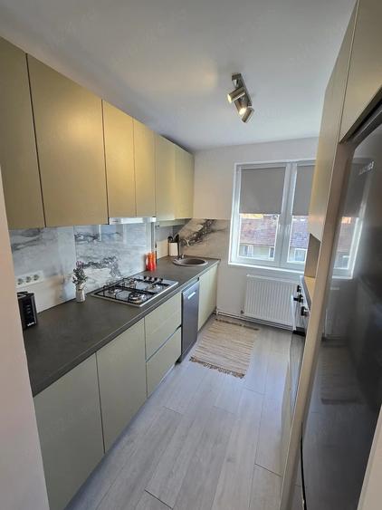 Apartament cu 3 camere decomandat în Bălcescu