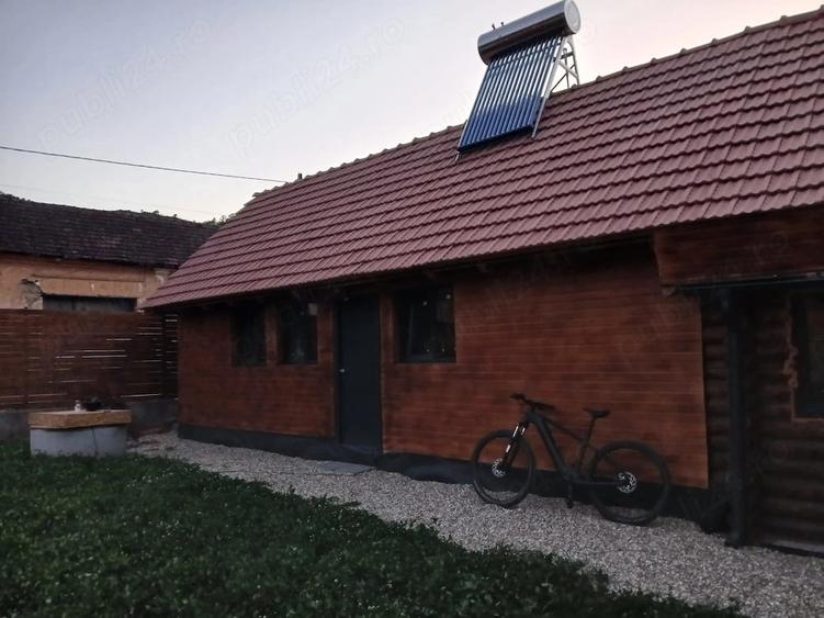 Casă cu Teren 400 Mp în Gârliște
