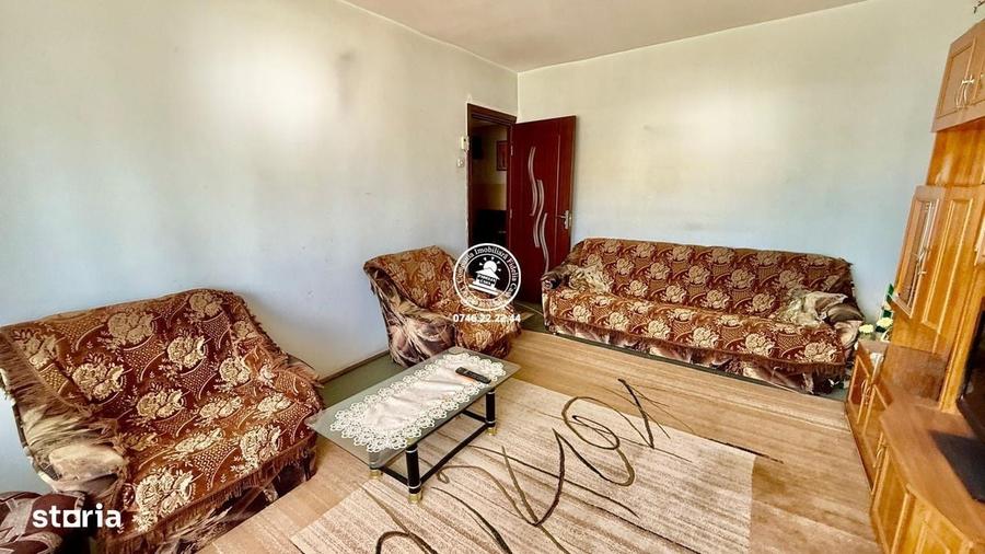 Apartament cu 4 camere în Alexandru cel Bun