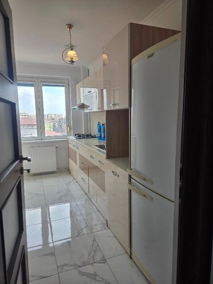 Apartament cu 2 camere circular, mobilat în P-ța Romană