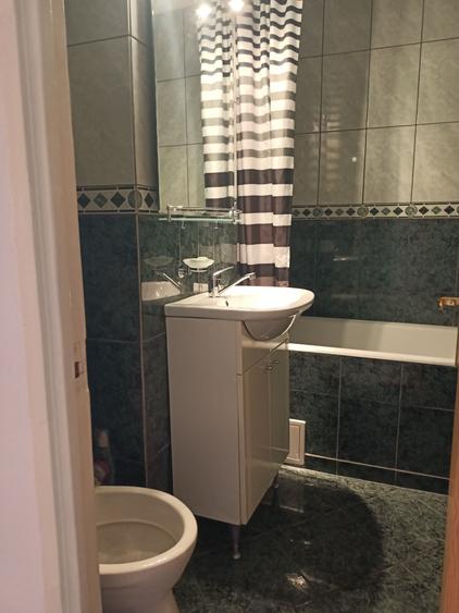 Apartament cu 3 camere decomandat în Militari